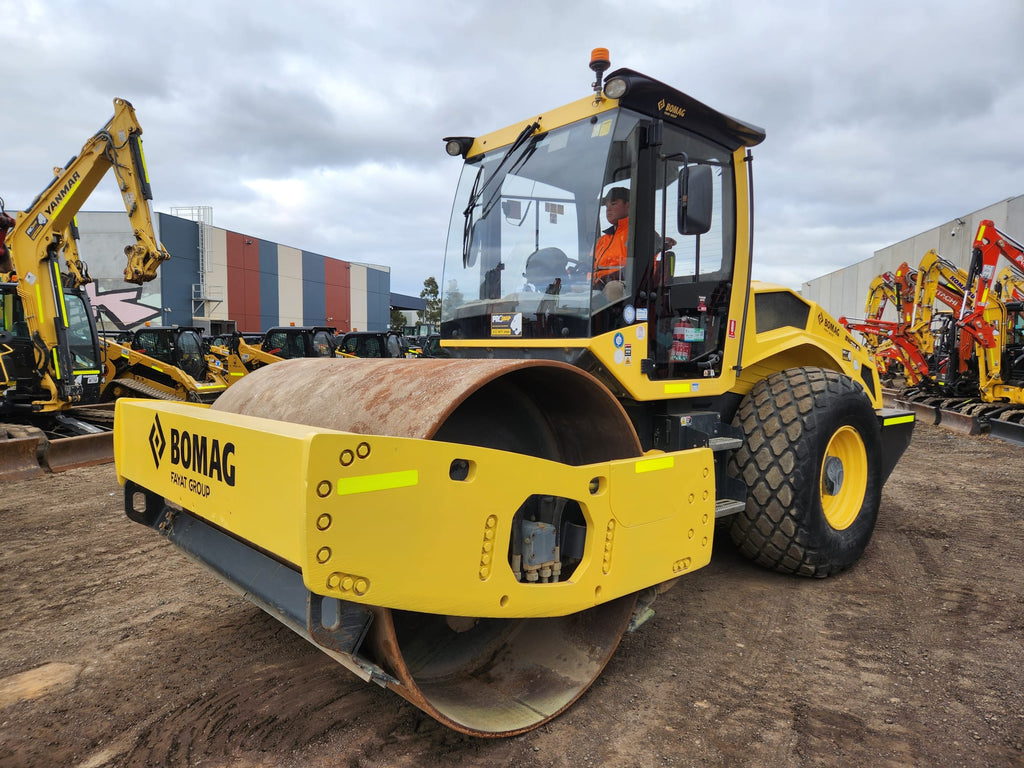 Proquip 2017 Bomag BW213D-5 13T Smooth Drum Roller (R263) With 1970 Hours