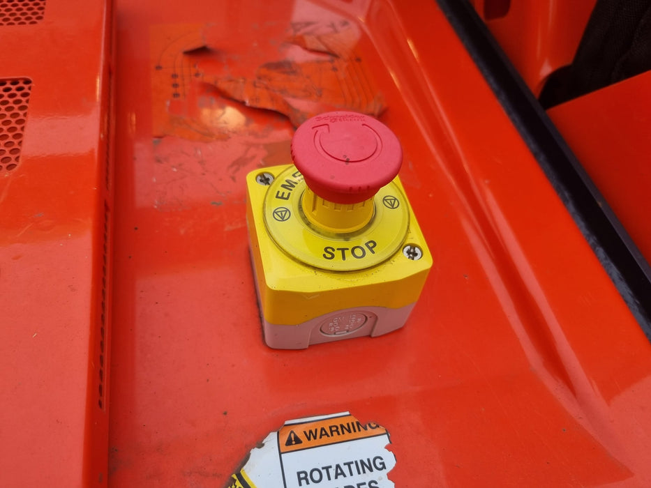 2022 KUBOTA SVL65-2 TRACK LOADER (T540) WITH 4 IN 1 BUCKET AND 670 HOURS