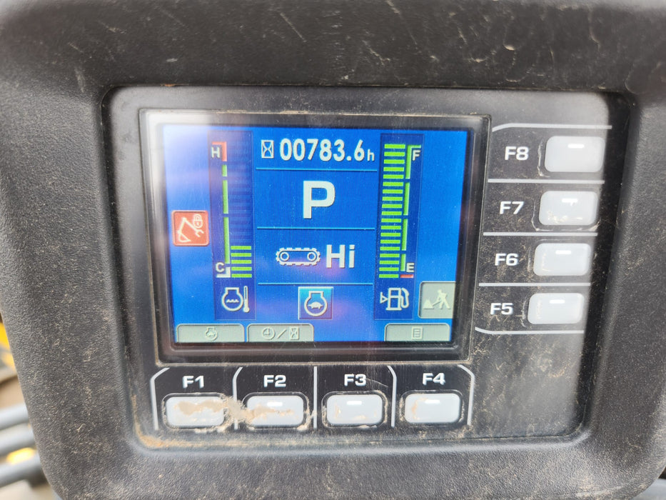 2022 KOMATSU PC30MR-5 3T EXCAVATOR (M892) WITH HITCH, BUCKETS, 785 HOURS