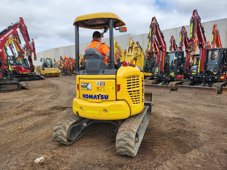 2022 KOMATSU PC30MR-5 3T EXCAVATOR (M892) WITH HITCH, BUCKETS, 785 HOURS