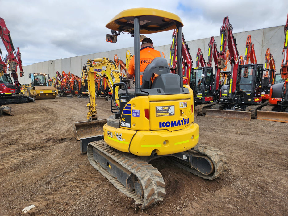 2022 KOMATSU PC30MR-5 3T EXCAVATOR (M892) WITH HITCH, BUCKETS, 785 HOURS