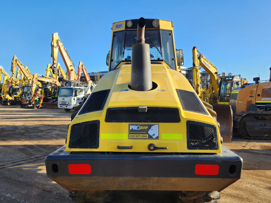 2012 BOMAG BW211PD-4 12T PADFOOT ROLLER WITH 3280 HOURS (R201)