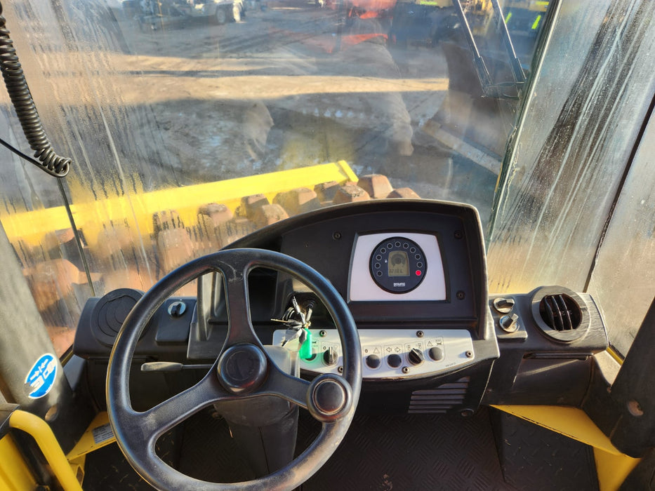 2012 BOMAG BW211PD-4 12T PADFOOT ROLLER WITH 3280 HOURS (R201)
