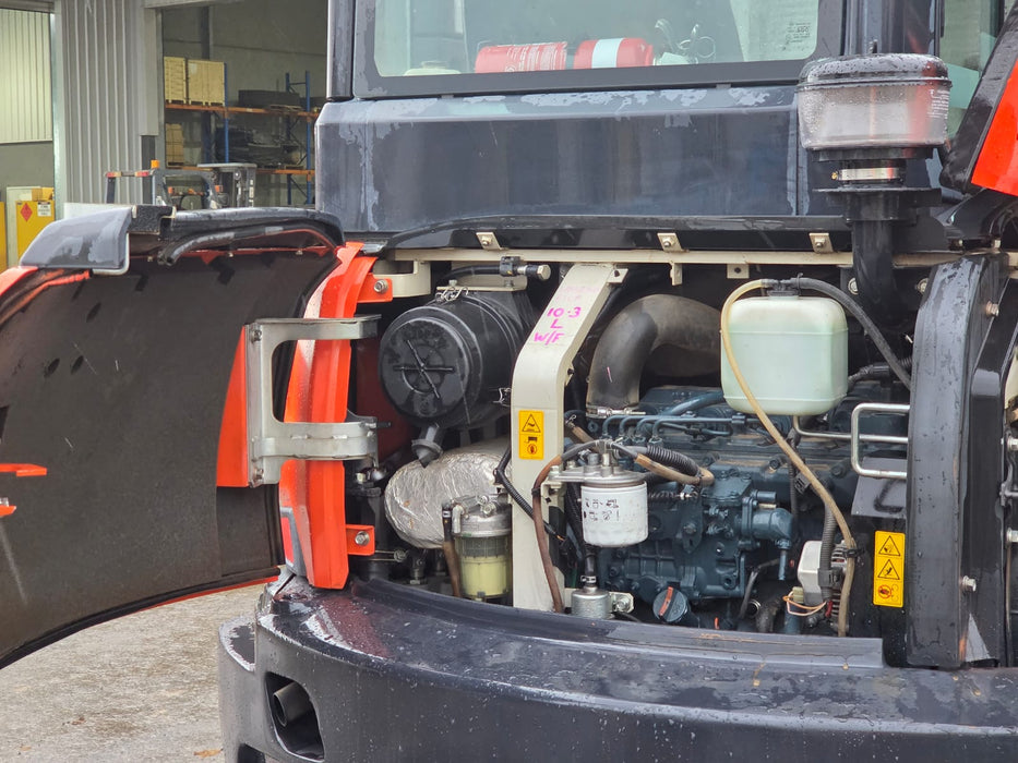 2017 KUBOTA U55-4 5.5T EXCAVATOR (M1078) WITH A/C CAB, HITCH AND 3365 HOURS