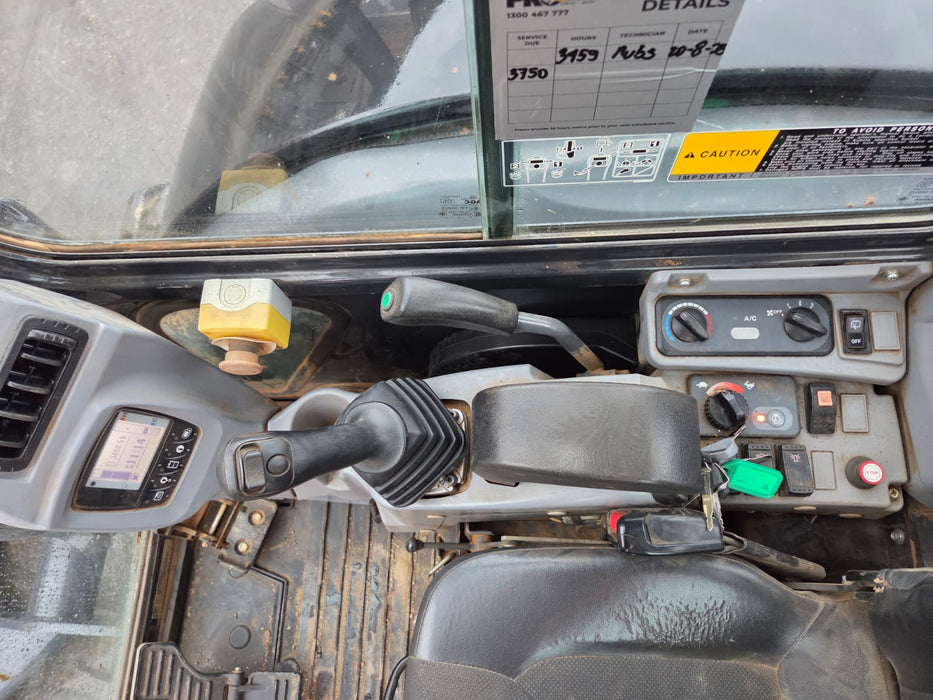 2017 KUBOTA U55-4 5.5T EXCAVATOR (M1078) WITH A/C CAB, HITCH AND 3365 HOURS