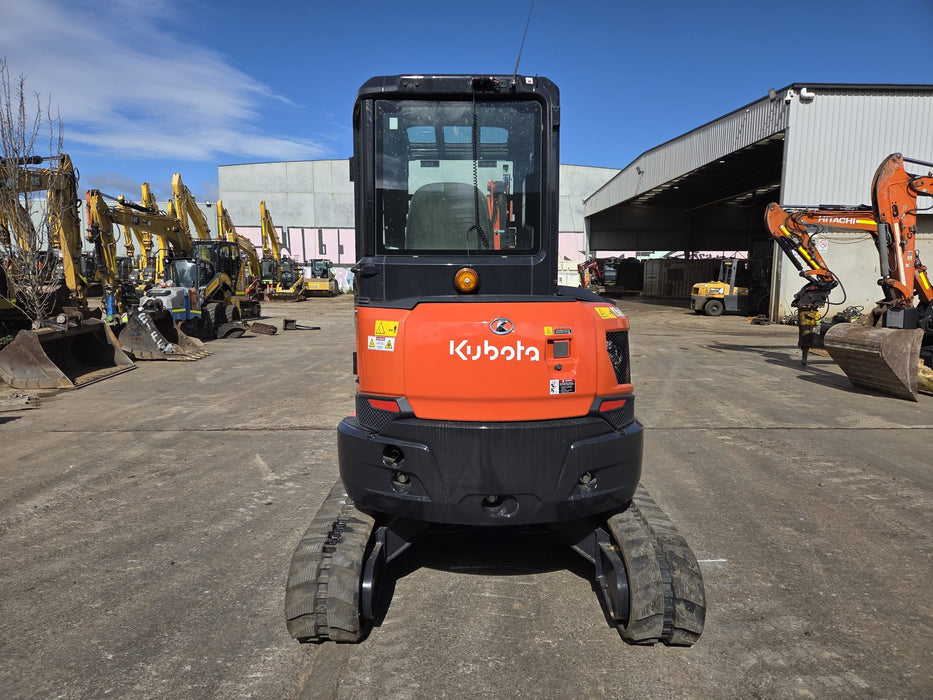 USED 2022 KUBOTA U35-4 3.6T EXCAVATOR WITH A/C CAB, BUCKETS AND 1560HRS