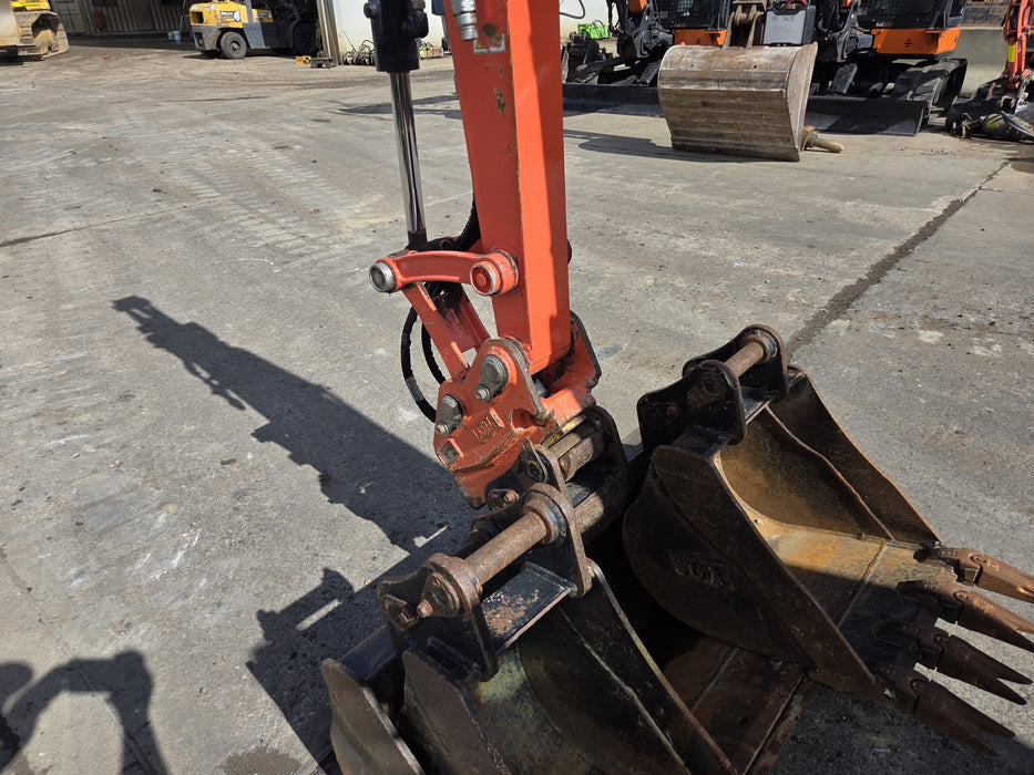 USED 2022 KUBOTA U35-4 3.6T EXCAVATOR WITH A/C CAB, BUCKETS AND 1560HRS