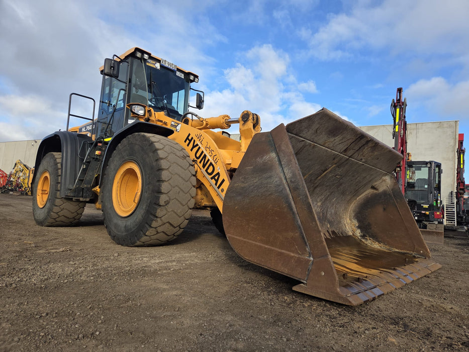 2019 HYUNDAI HL760-9 18T ARTIC WHEEL LOADER (L124) WITH HITCH, 5120 HRS