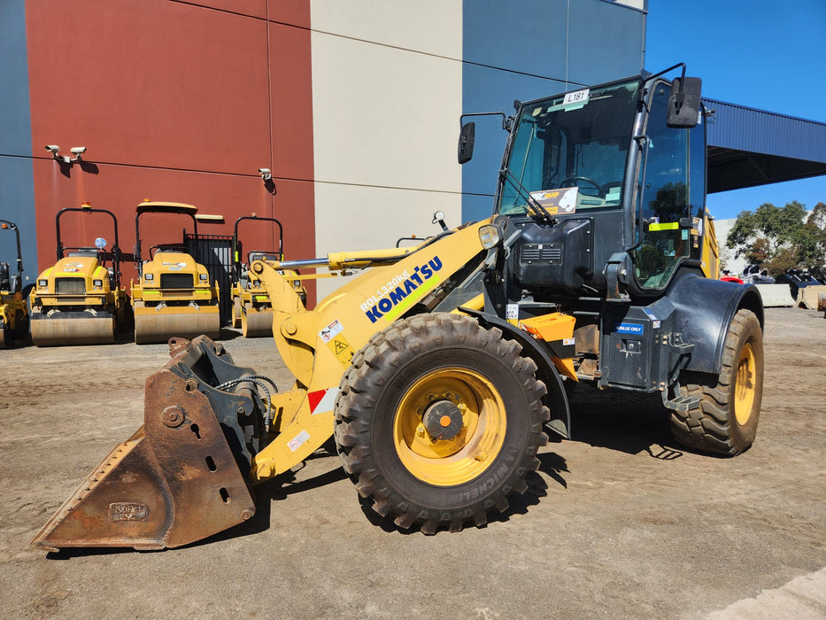 2019 KOMATSU WA100M-8 ARTIC WHEEL LOADER (L181) WITH 1300 HOURS