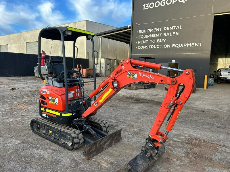 2021 KUBOTA U17 1.7T MINI-EXCAVATOR (M899) WITH HITCH, BUCKETS AND 750 HOURS