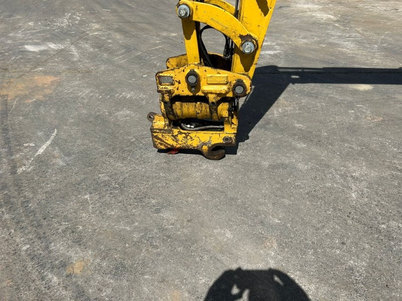 2022 KOMATSU PC55MR-5 5.5T EXCAVATOR (M876) WITH TILT HITCH, 1030 HOURS