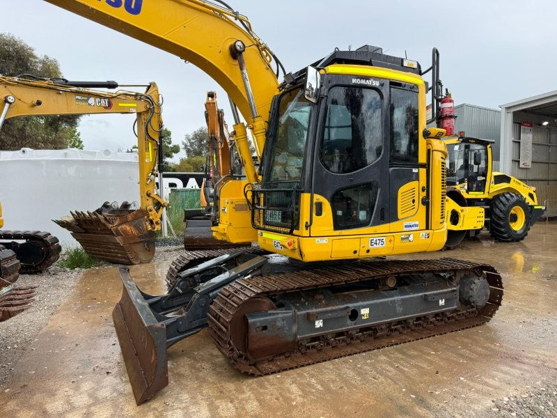2022 KOMATSU PC138US 15T EXCAVATOR (E475) WITH TILT HITCH, BUCKETS, 2720 HRS