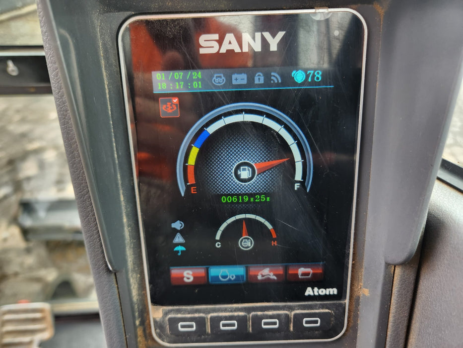 2022 SANY SY50U 5.3T EXCAVATOR (M931) WITH HITCH, BUCKETS AND LOW 620 HOURS