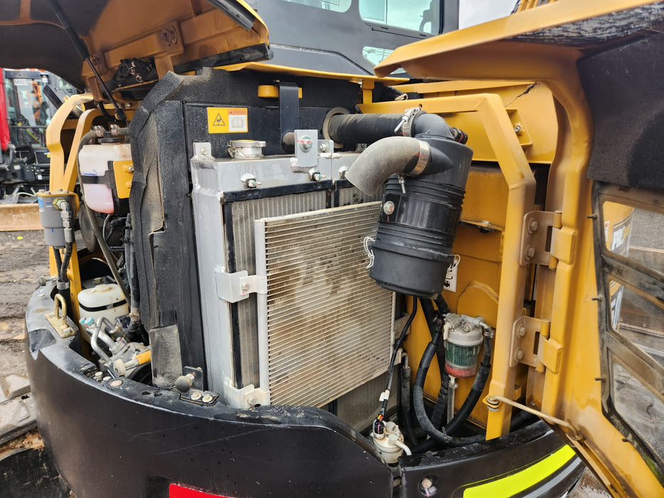 2022 SANY SY50U 5.3T EXCAVATOR (M931) WITH HITCH, BUCKETS AND LOW 620 HOURS