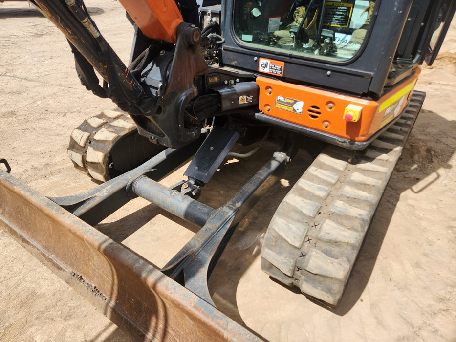 2022 HITACHI ZX55U-5 5.5T EXCAVATOR (M819) WITH CAB, HITCH, BUCKETS, 1420 HRS