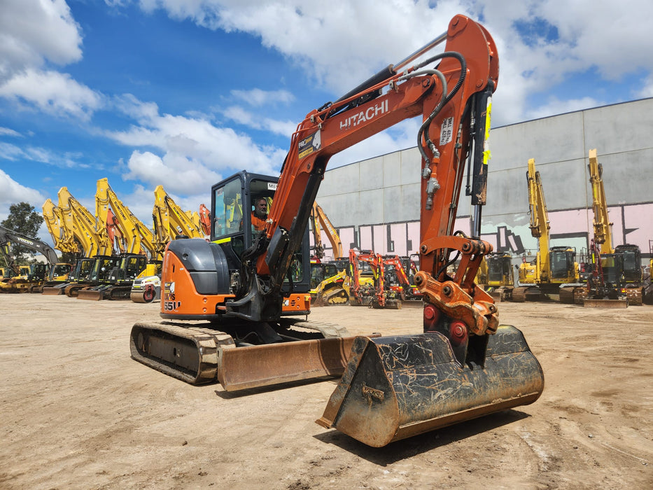 2022 HITACHI ZX55U-5 5.5T EXCAVATOR (M819) WITH CAB, HITCH, BUCKETS, 1420 HRS