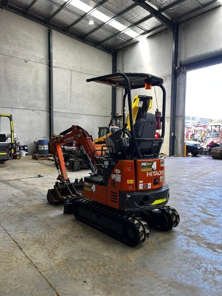 2021 HITACHI ZX17U-5 1.7T EXCAVATOR (M870) WITH HITCH, 3 BUCKETS AND 660 HRS