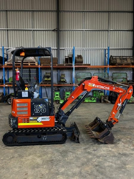 2021 HITACHI ZX17U-5 1.7T EXCAVATOR (M870) WITH HITCH, 3 BUCKETS AND 660 HRS