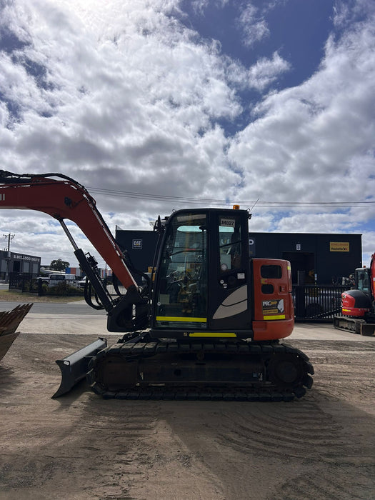 2022 HITACHI ZX85USB-5 EXCAVATOR (M827) WITH 1650 HOURS