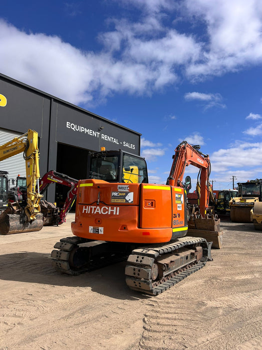 2022 HITACHI ZX85USB-5 EXCAVATOR (M827) WITH 1650 HOURS
