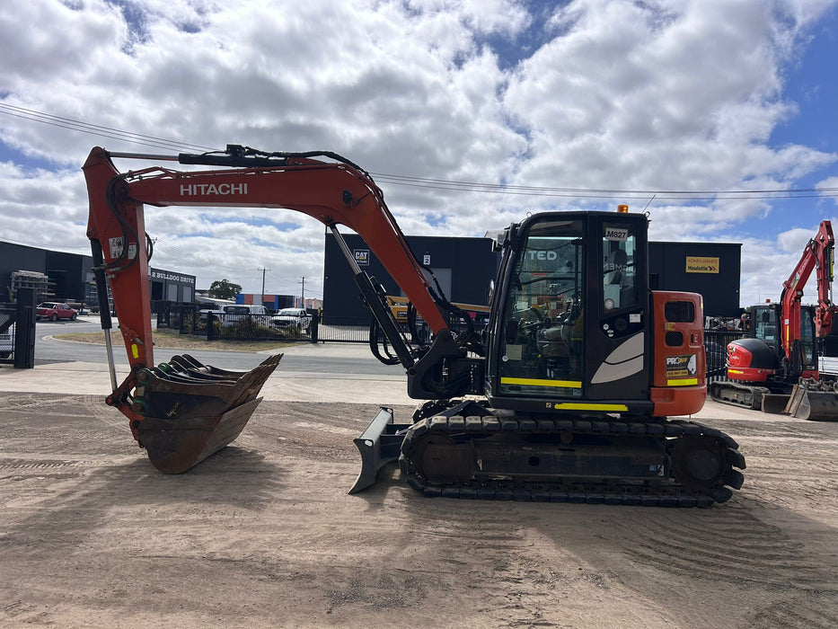 2022 HITACHI ZX85USB-5 EXCAVATOR (M827) WITH 1650 HOURS