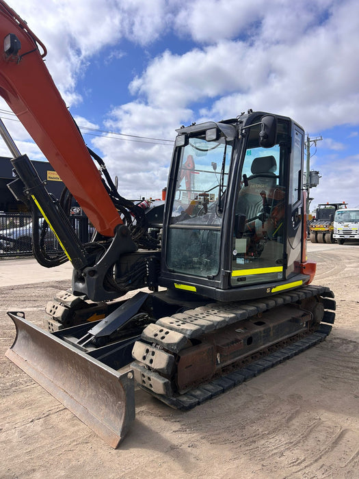 2022 HITACHI ZX85USB-5 EXCAVATOR (M827) WITH 1650 HOURS