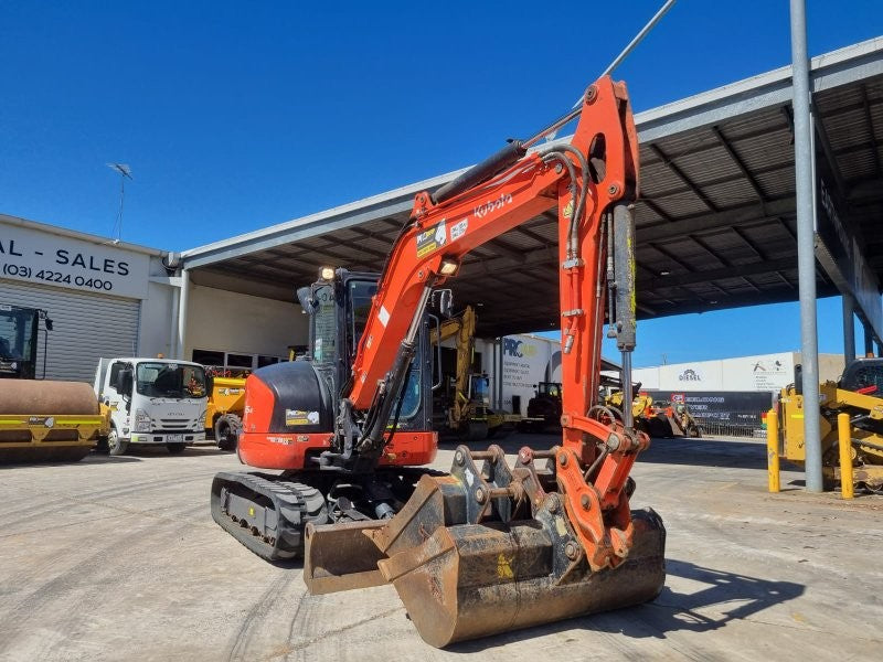 2022 KUBOTA U55-4 5.6T EXCAVATOR (M936) WITH A/C CAB, BUCKETS AND 1350 HOURS