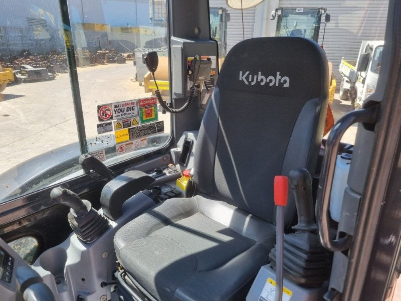 2022 KUBOTA U55-4 5.6T EXCAVATOR (M936) WITH A/C CAB, BUCKETS AND 1350 HOURS