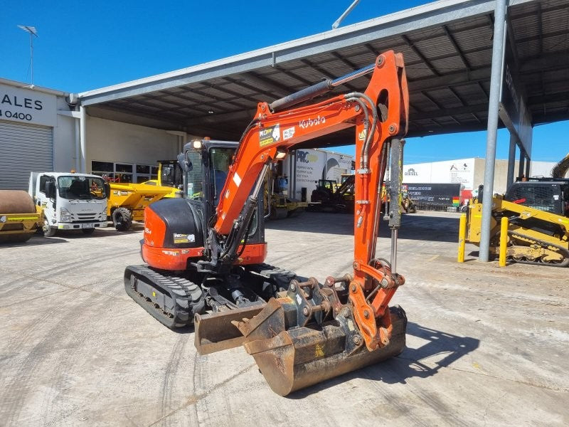 2022 KUBOTA U55-4 5.6T EXCAVATOR (M936) WITH A/C CAB, BUCKETS AND 1350 HOURS