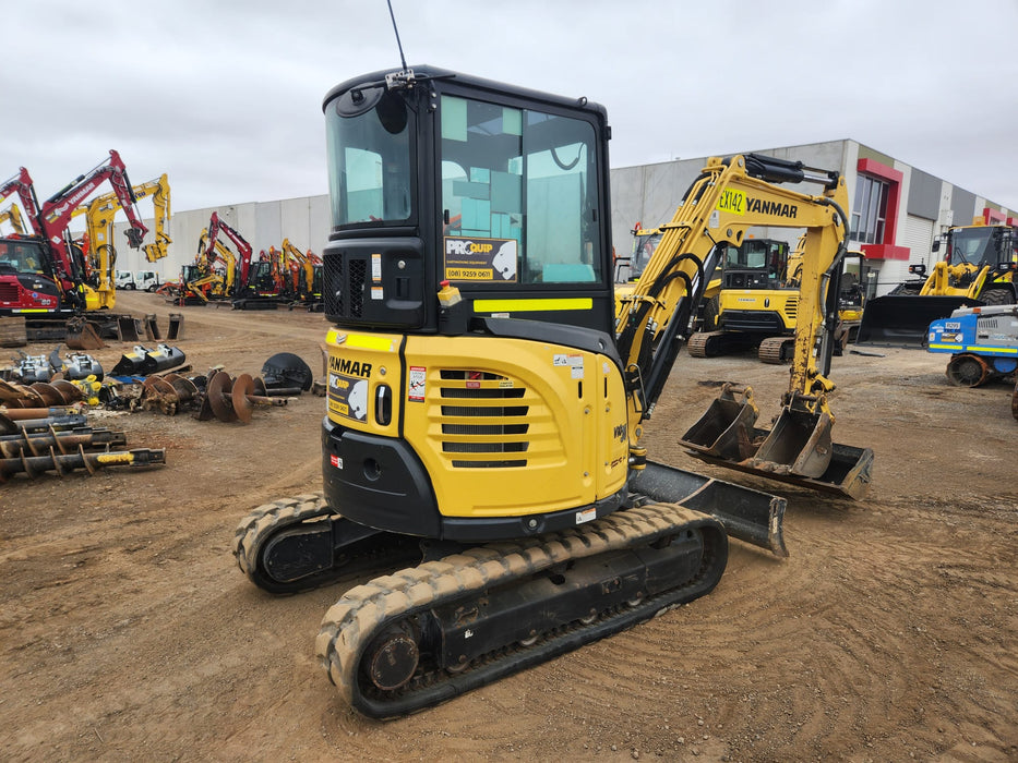 2022 YANMAR VIO35-6 EXCAVATOR (EX142) WITH A/C CAB, HITCH, BUCKETS, 1505HRS