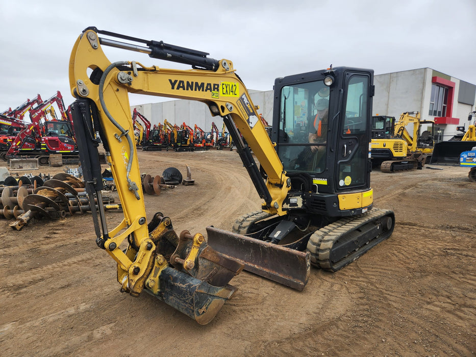 2022 YANMAR VIO35-6 EXCAVATOR (EX142) WITH A/C CAB, HITCH, BUCKETS, 1505HRS