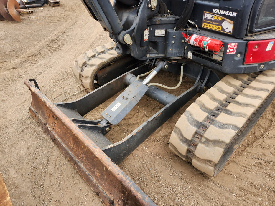 2022 YANMAR VIO55-6 EXCAVATOR (EX165) WITH TILT HITCH, BUCKETS AND 2095 HRS