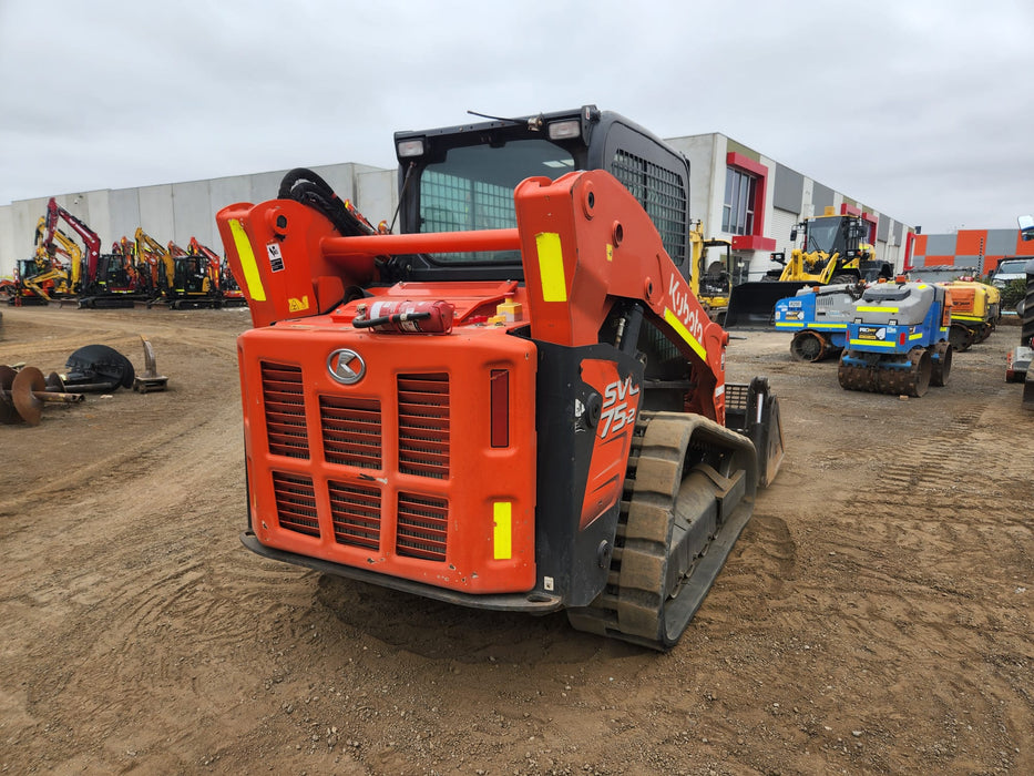 2022 KUBOTA SVL75-2 TRACK LOADER (L66) WITH HF, WIDE TRACKS, 4 IN 1 AND 1120 HRS