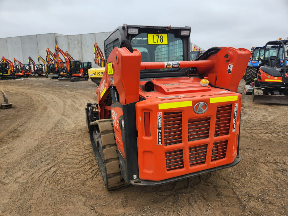 2023 KUBOTA SVL75-2 TRACK LOADER (L78) WITH 4 IN 1 BUCKET AND 943 HOURS