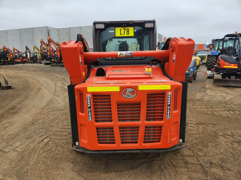 2023 KUBOTA SVL75-2 TRACK LOADER (L78) WITH 4 IN 1 BUCKET AND 943 HOURS