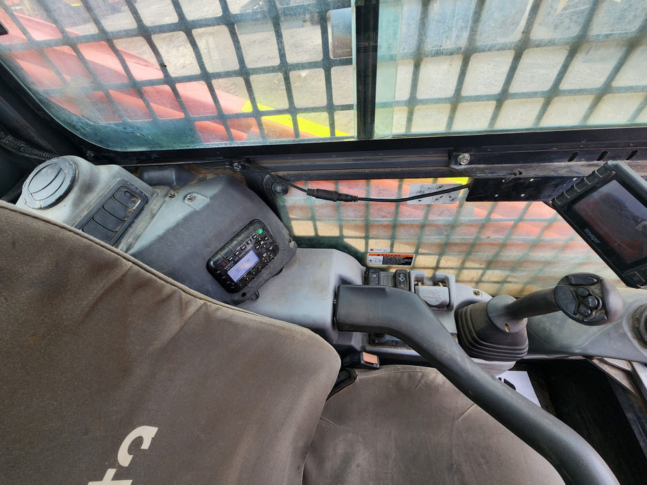 2023 KUBOTA SVL75-2 TRACK LOADER (L78) WITH 4 IN 1 BUCKET AND 943 HOURS