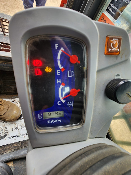 2023 KUBOTA SVL75-2 TRACK LOADER (L78) WITH 4 IN 1 BUCKET AND 943 HOURS