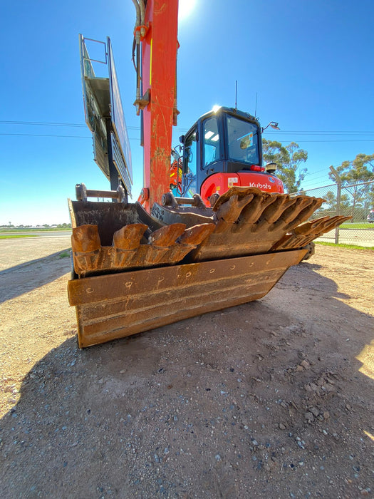 2022 KUBOTA KX080 8T EXCAVATOR (M857) WITH HITCH, BUCKETS AND 1250HRS