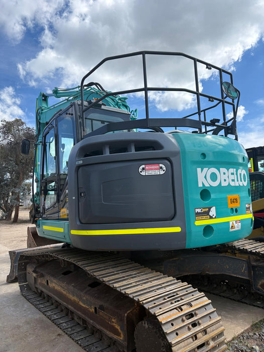 2020 KOBELCO SK235SR-2 25T EXCAVATOR (E478) WITH TILT HITCH, 5400 HOURS