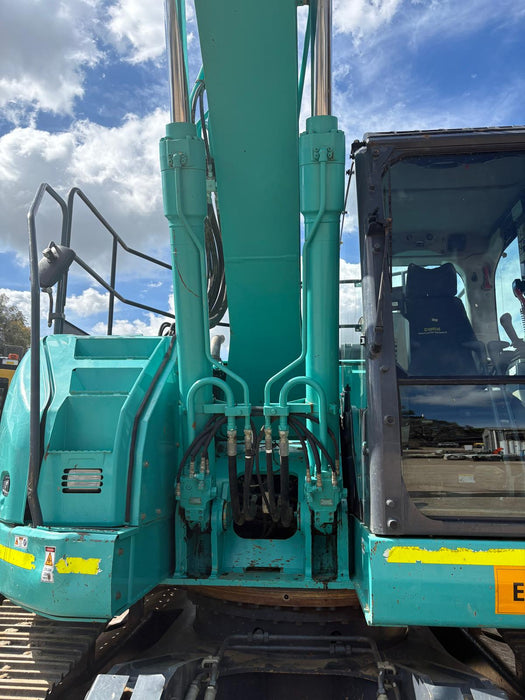2020 KOBELCO SK235SR-2 25T EXCAVATOR (E478) WITH TILT HITCH, 5400 HOURS