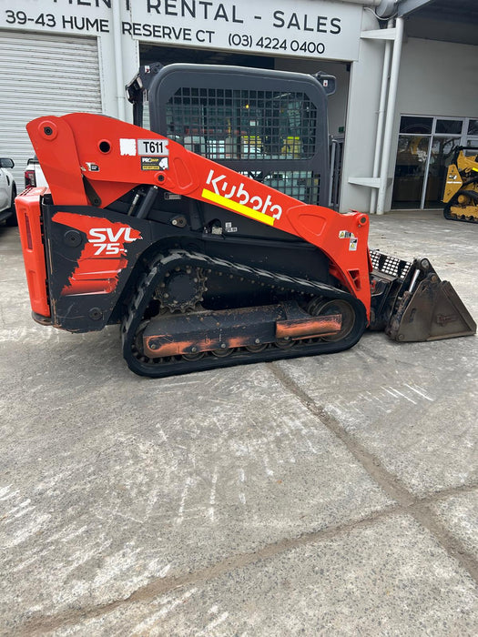 2023 KUBOTA SVL75-2 TRACK LOADER (T611) WITH HI-FLOW, WIDE TRACKS AND 1140 HRS