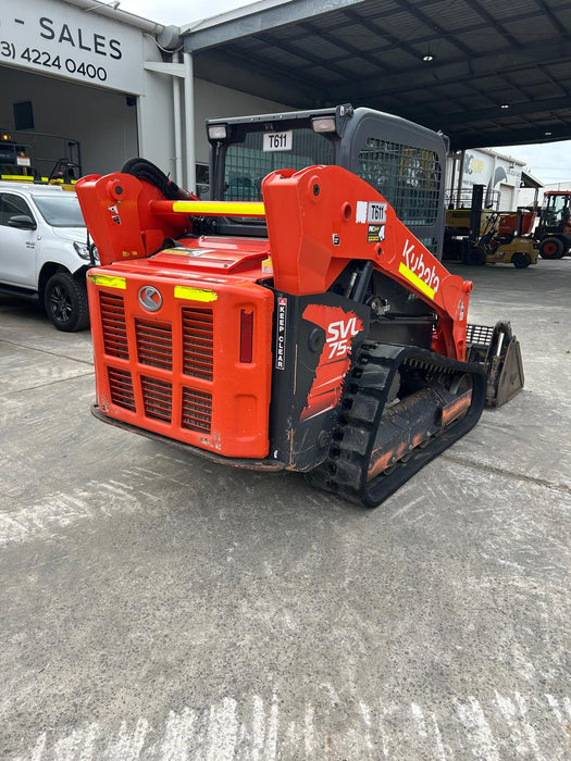 2023 KUBOTA SVL75-2 TRACK LOADER (T611) WITH HI-FLOW, WIDE TRACKS AND 1140 HRS