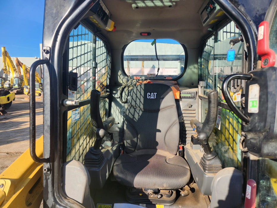 2022 CAT 259D3 TRACK LOADER (T558) WITH 4 IN 1 BUCKET AND 1320 HOURS