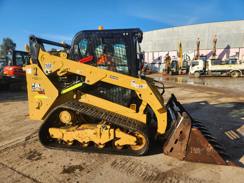 2022 CAT 259D3 TRACK LOADER (T558) WITH 4 IN 1 BUCKET AND 1320 HOURS