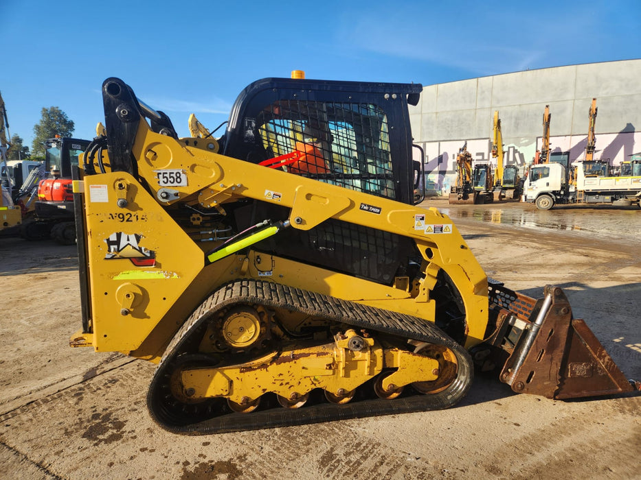 2022 CAT 259D3 TRACK LOADER (T558) WITH 4 IN 1 BUCKET AND 1320 HOURS