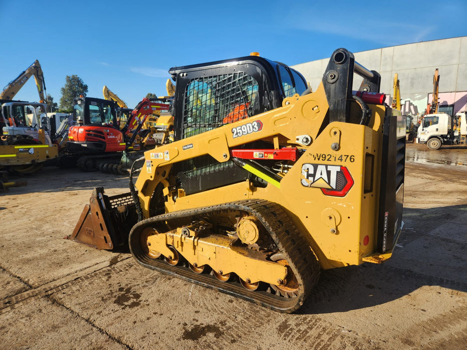 2022 CAT 259D3 TRACK LOADER (T558) WITH 4 IN 1 BUCKET AND 1320 HOURS
