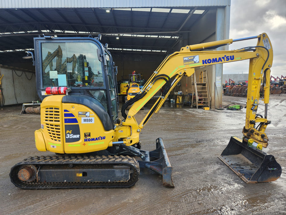 2021 KOMATSU PC35MR-5 EXCAVATOR (M880) WITH A/C CAB, 620 HOURS