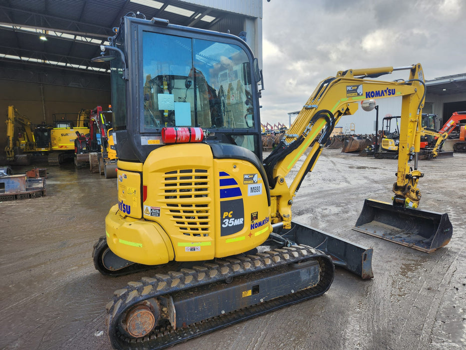 2021 KOMATSU PC35MR-5 EXCAVATOR (M880) WITH A/C CAB, 620 HOURS