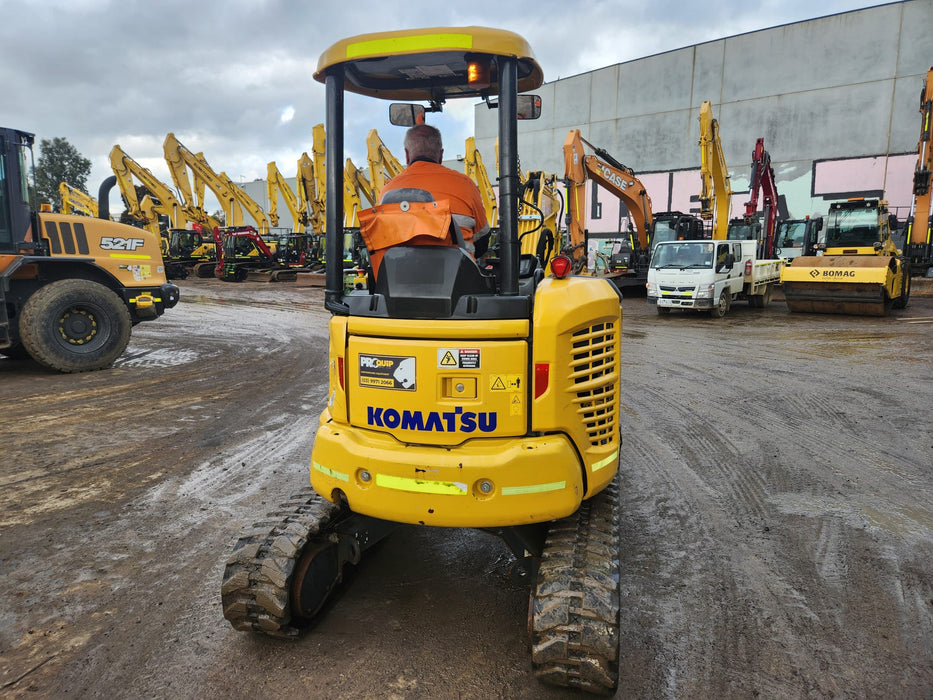 2021 KOMATSU PC30MR-5 3.2T EXCAVATOR (M891) WITH BUCKETS, 900 HOURS