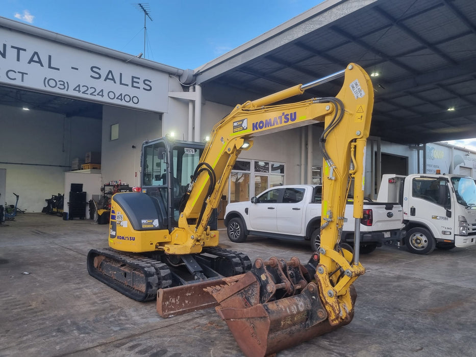 2022 KMATSU PC55M5-5 5.5T EXCAVATOR (M976) WITH A/C CAB, BUCKETS, 1650HRS